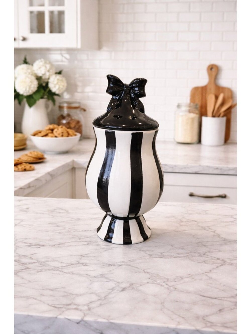 New Black & White Stripped W/ Bow Top Kitchen Cookie Jar Kitchen Canister - Picture 2 of 4